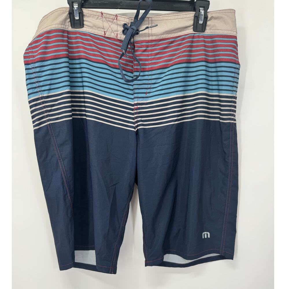 Travis Mathew Men's Swim Trunks Sz 35 Blue Colorful Striped No Liner Back Pocket